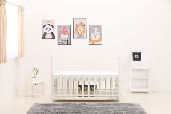 スリーオープンベビーベッド